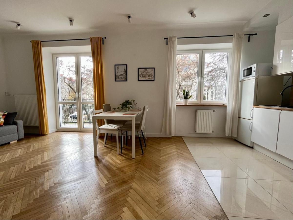 ורשה Charming Apartment In Old Mokotow מראה חיצוני תמונה